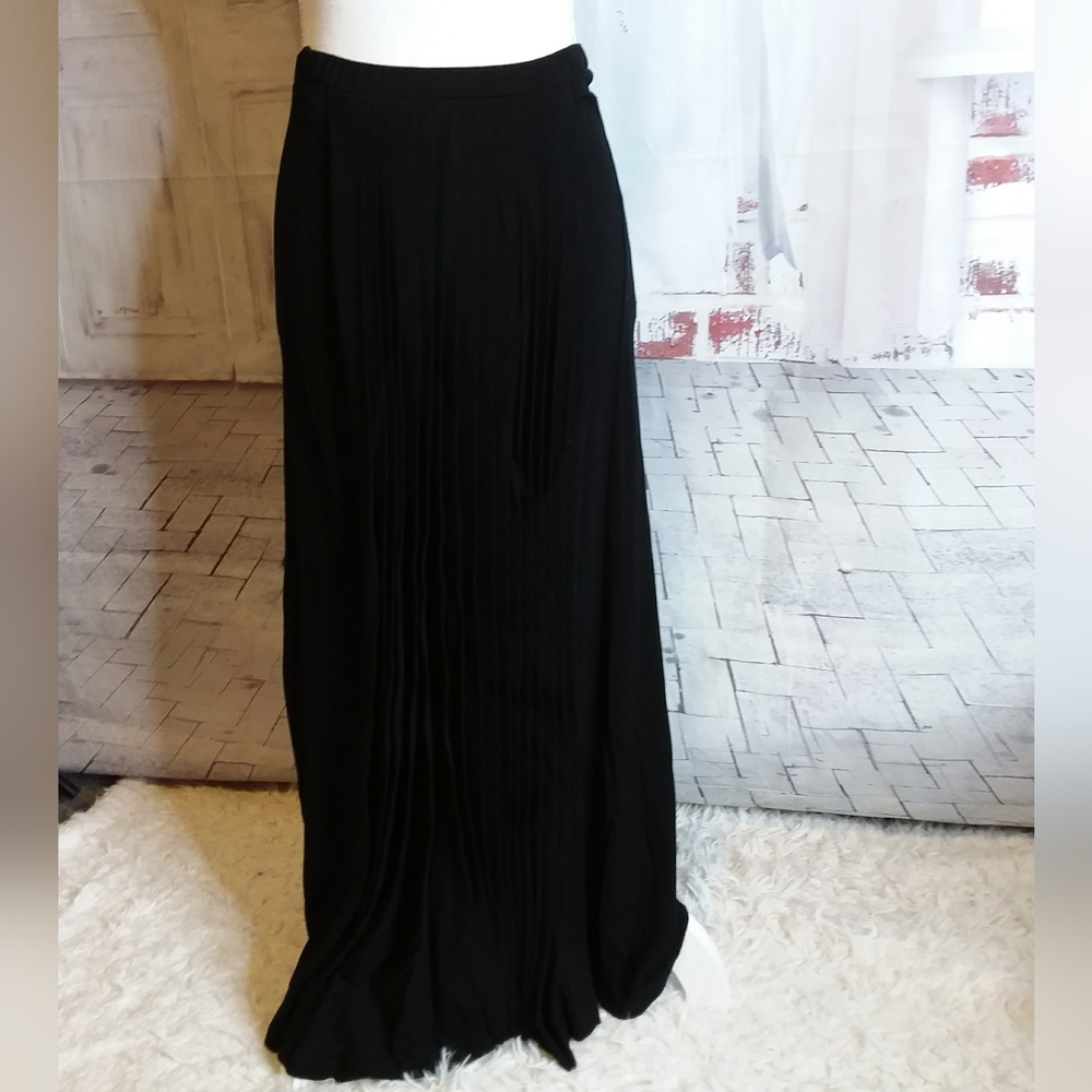 Ivan Grundahl Copenhagen black front accordian pleated maxi skirt size M